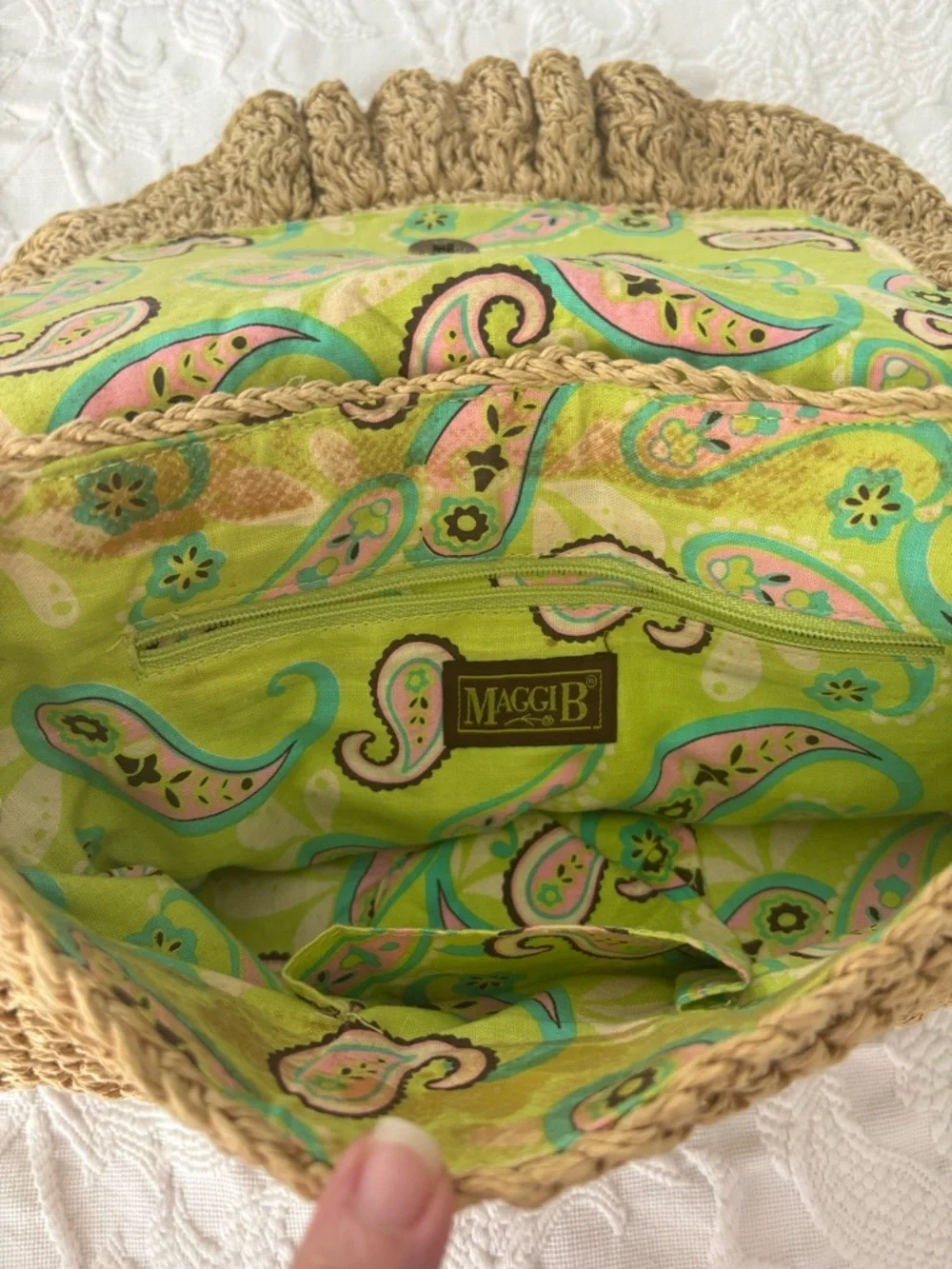 Maggi B Handwoven Raffia Shoulder Bag - Picture 4 of 6